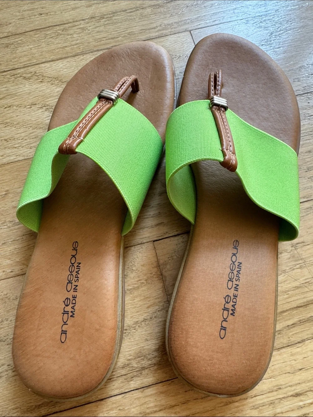 Andre Assous Nice Style Lime Green Slide Sandal, size 7